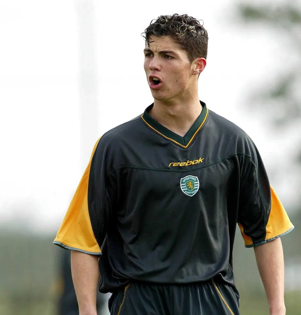 Ronaldo Jersey.jpg Ronaldo Jersey.jpg