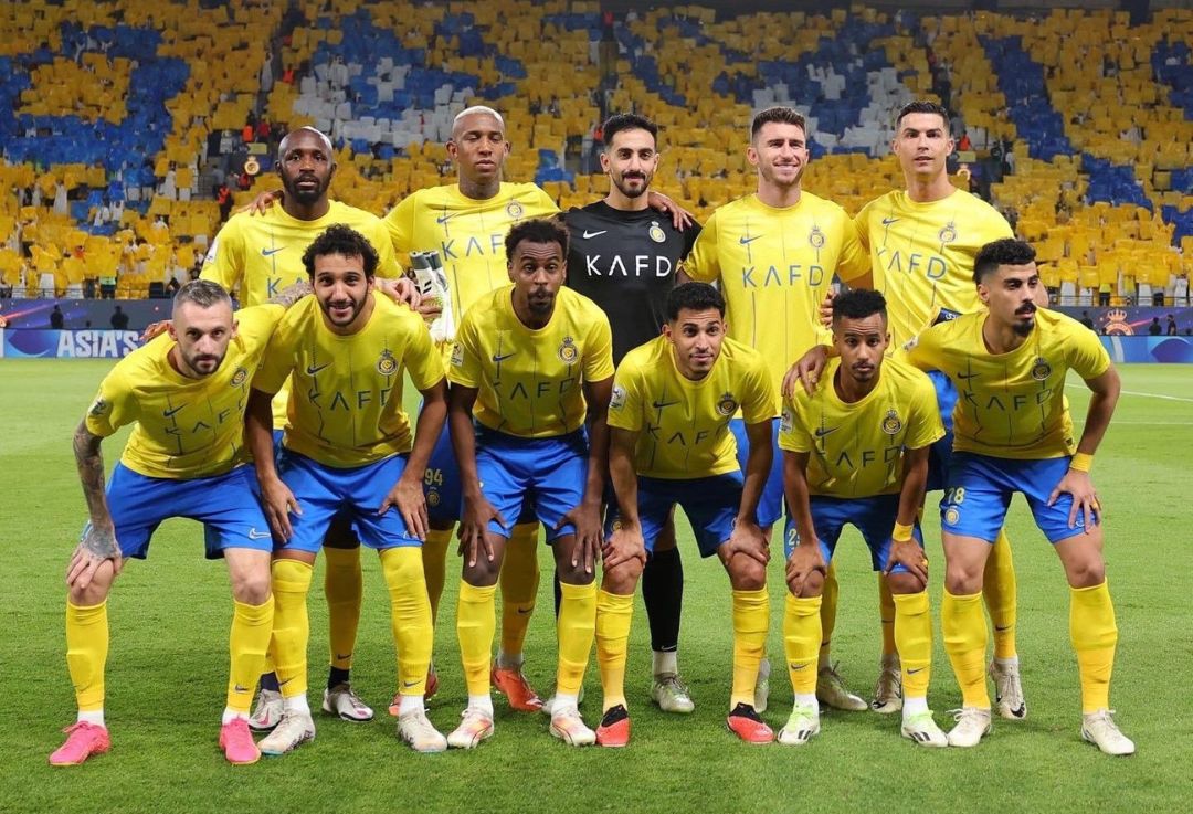 Al Nassr Jersey.jpg