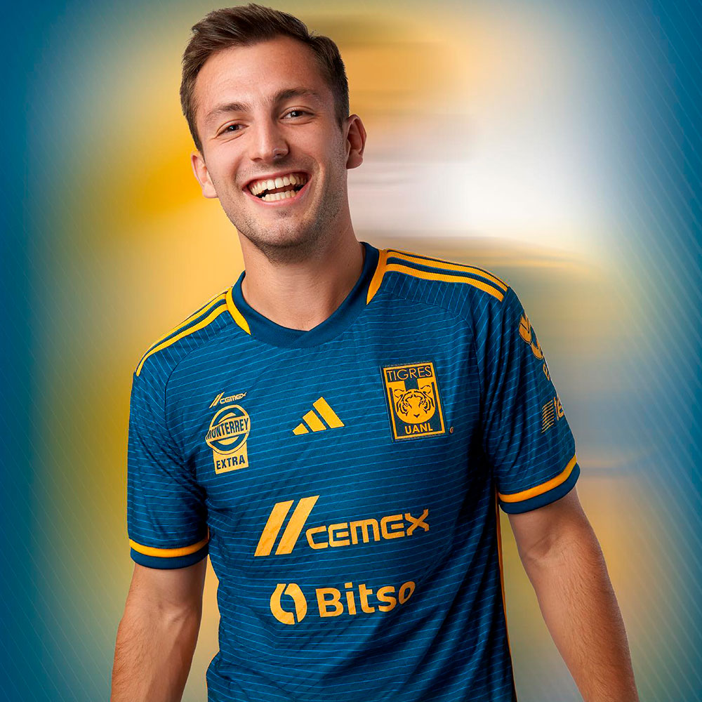 Tigres Soccer Jersey.jpg