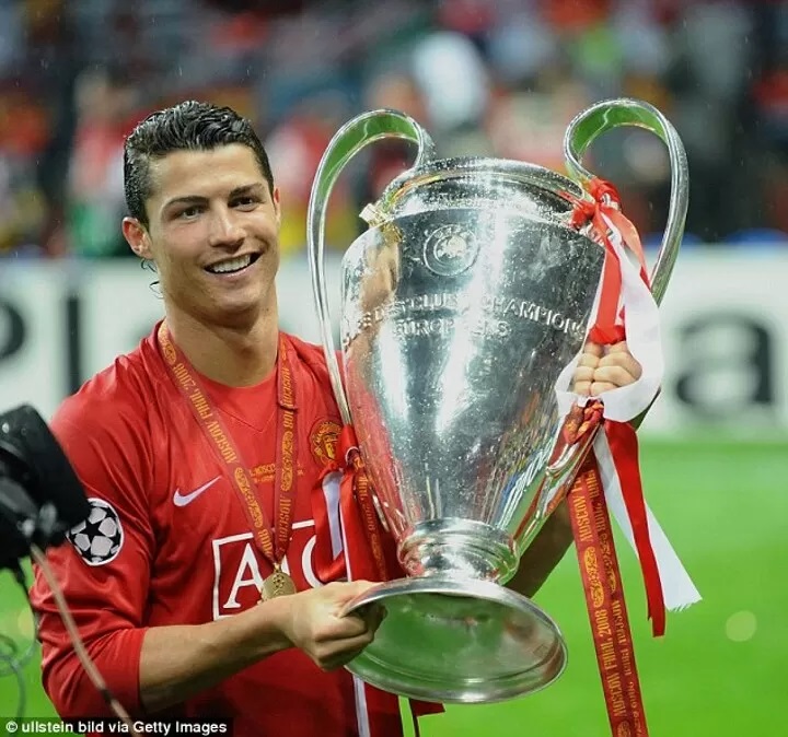 Ronaldo Long Sleeve Jersey.jpg