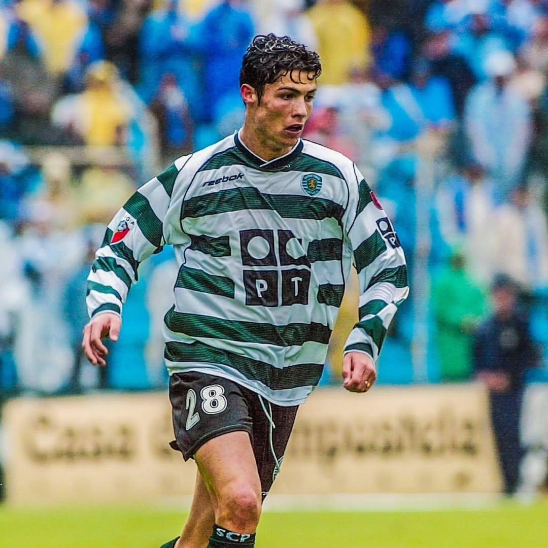 Young Cristiano Ronaldo in Sporting CP No.28 jersey