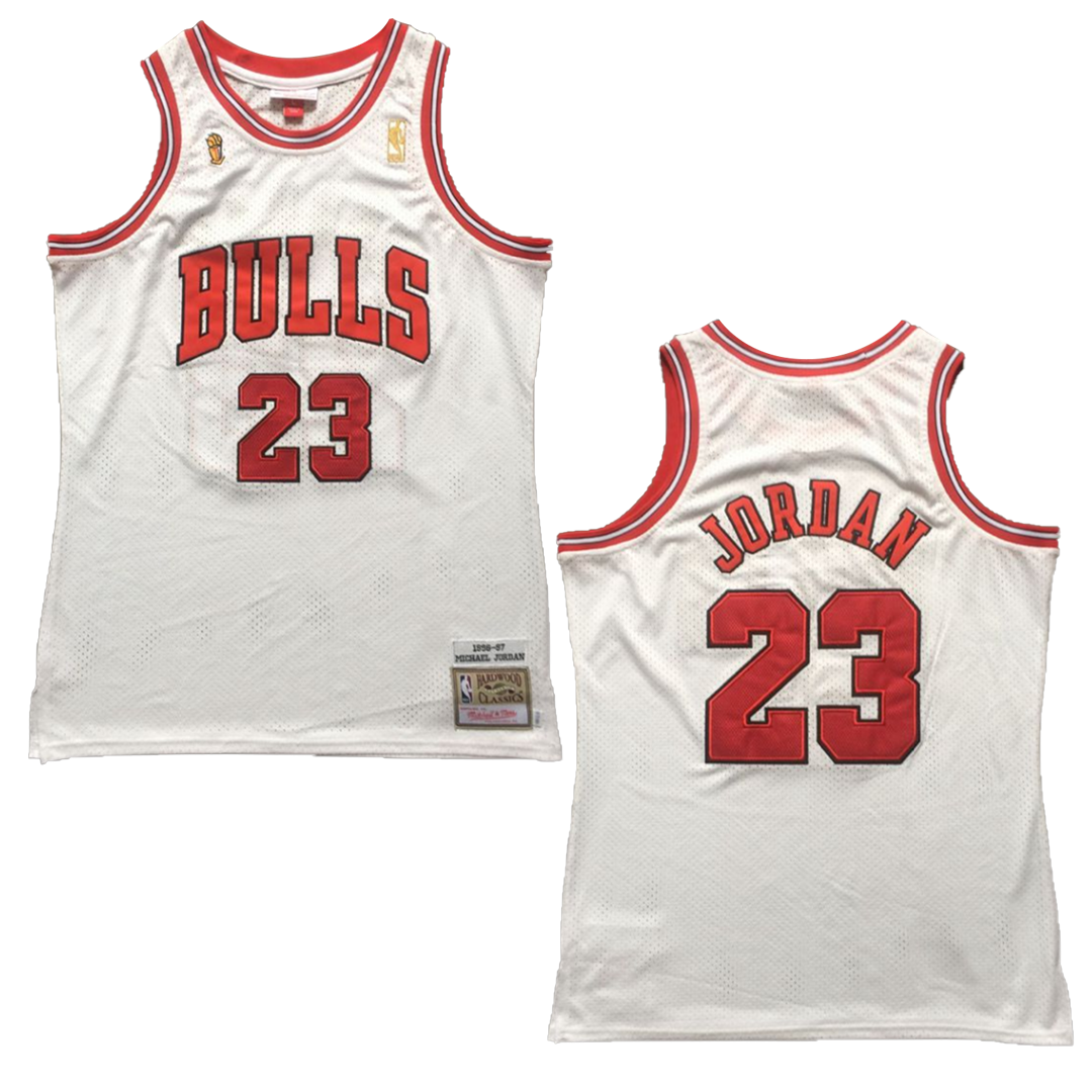 michael jordan white bulls jersey