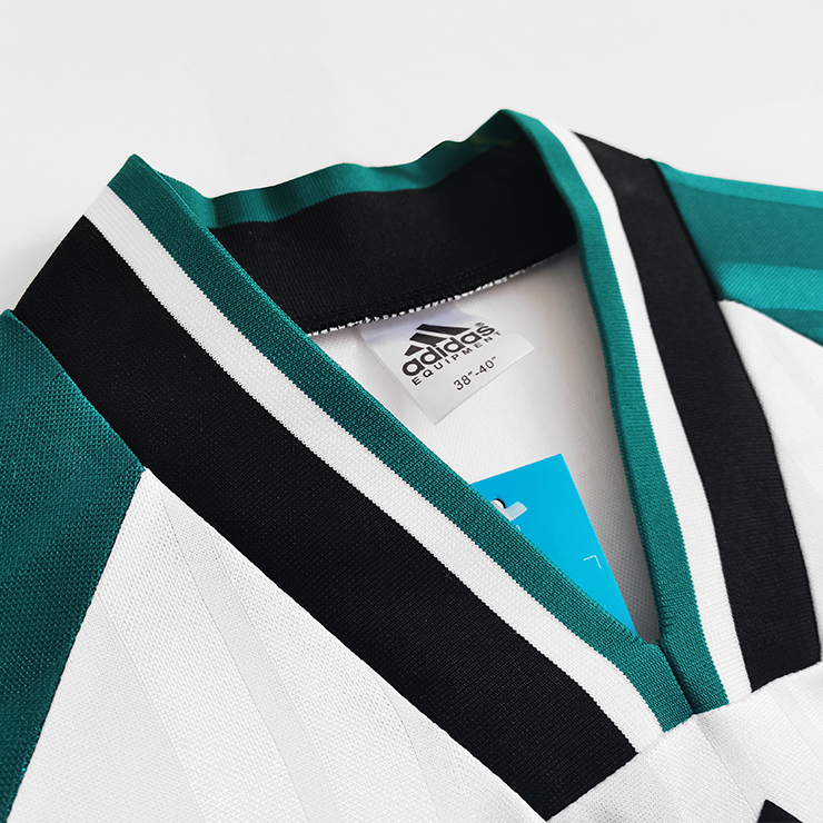 Retro Soccer Jersey Liverpool Away 1993/95 - gogoalshop