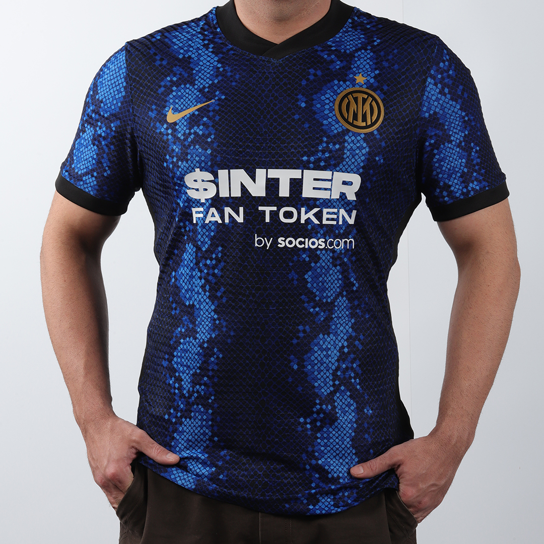 ウェア Inter Milan Open Collar Soccer Uniform Inter Milan clothing and merchandising | Inter Online Store