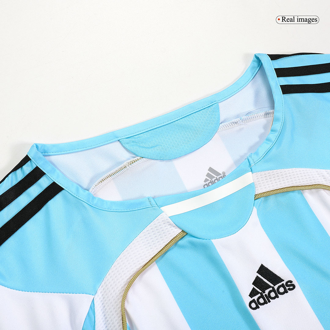 Retro Soccer Jersey MESSI #19 Argentina Home 2006 - gogoalshop