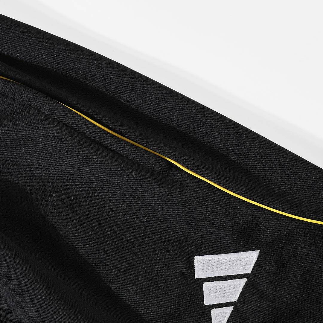 Real Madrid 1/4 Zip Tracksuit 2025/26 White - gogoalshop