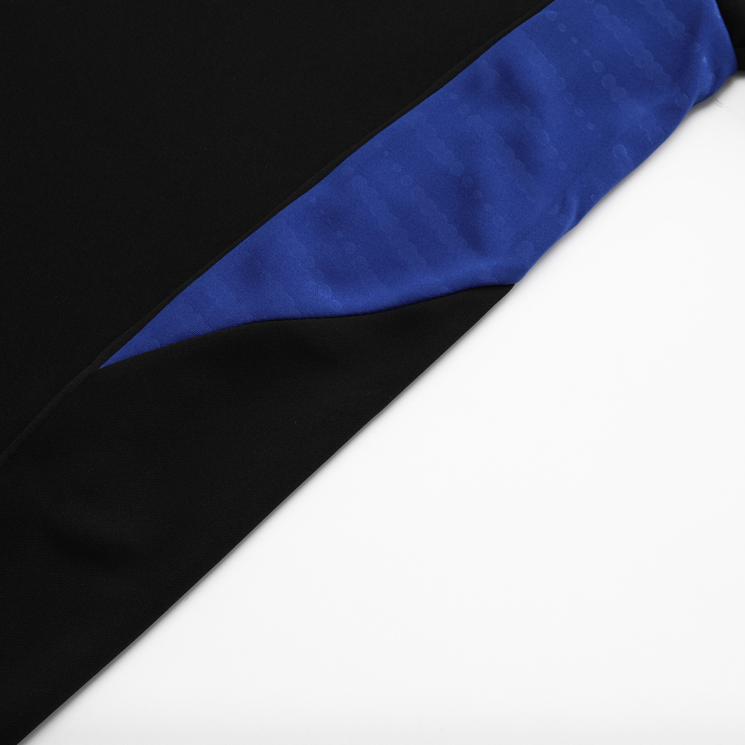 Manchester United 1/4 Zip Tracksuit 2025/26 Black - gogoalshop