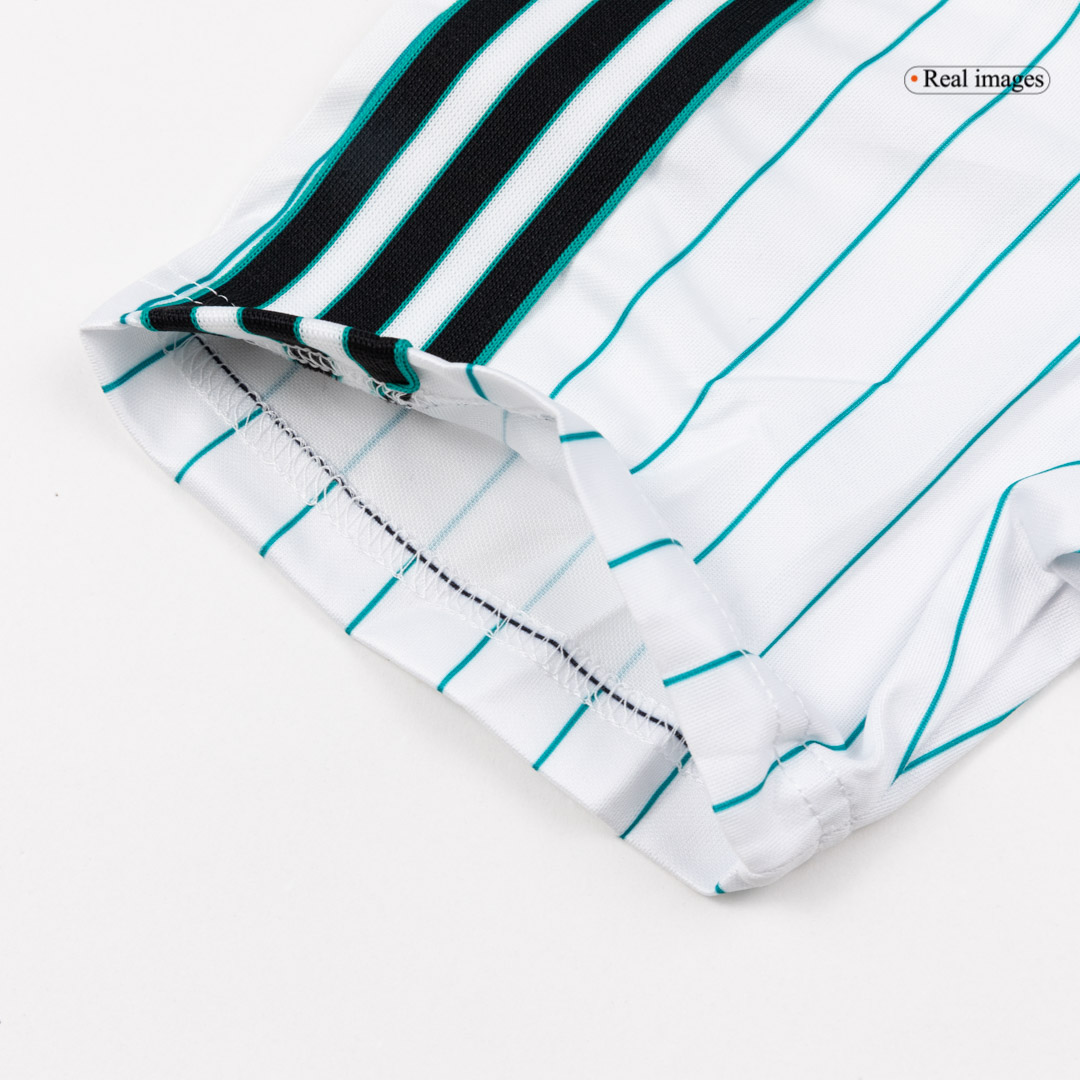 Liverpool Icon Soccer Jersey 2025/26 - gogoalshop