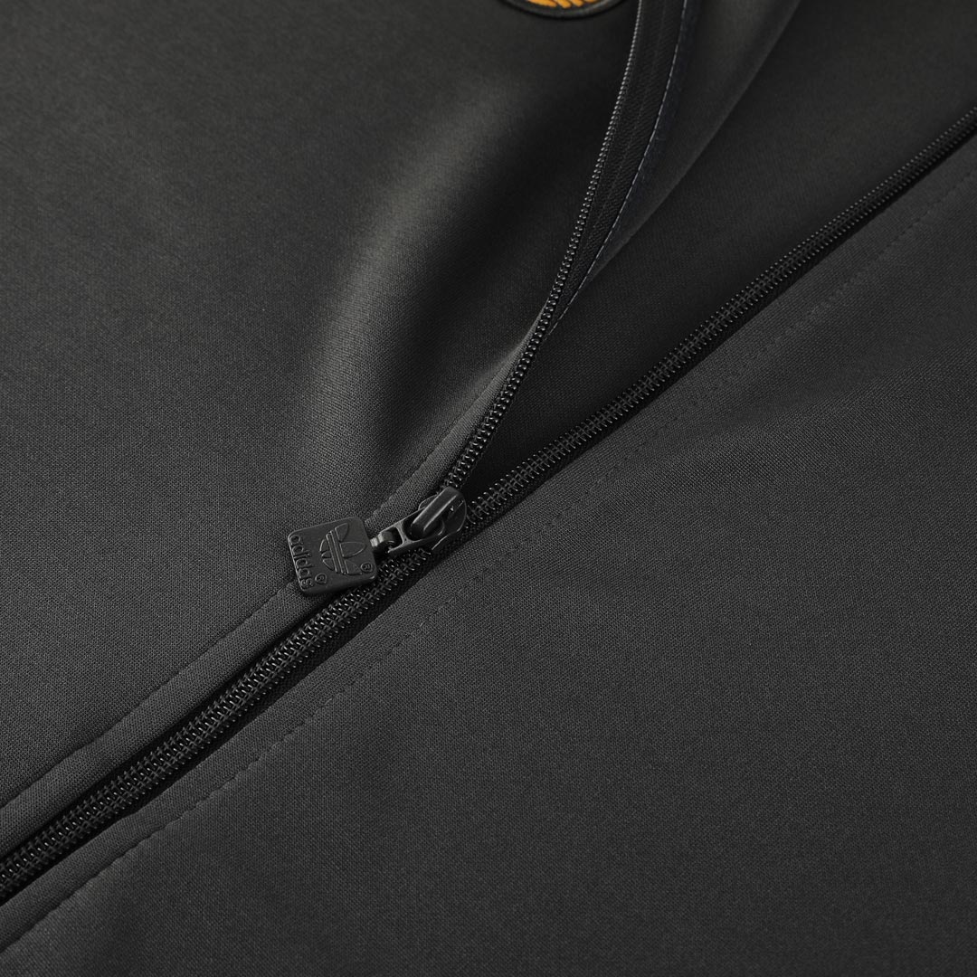 Manchester United Track Jacket 2025/26 - Black - gogoalshop